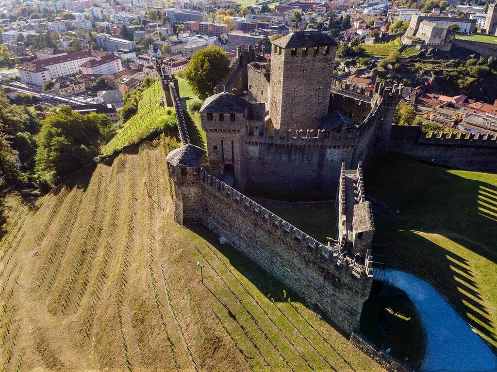 Castles in Switzerland: Castles of Bellinzona