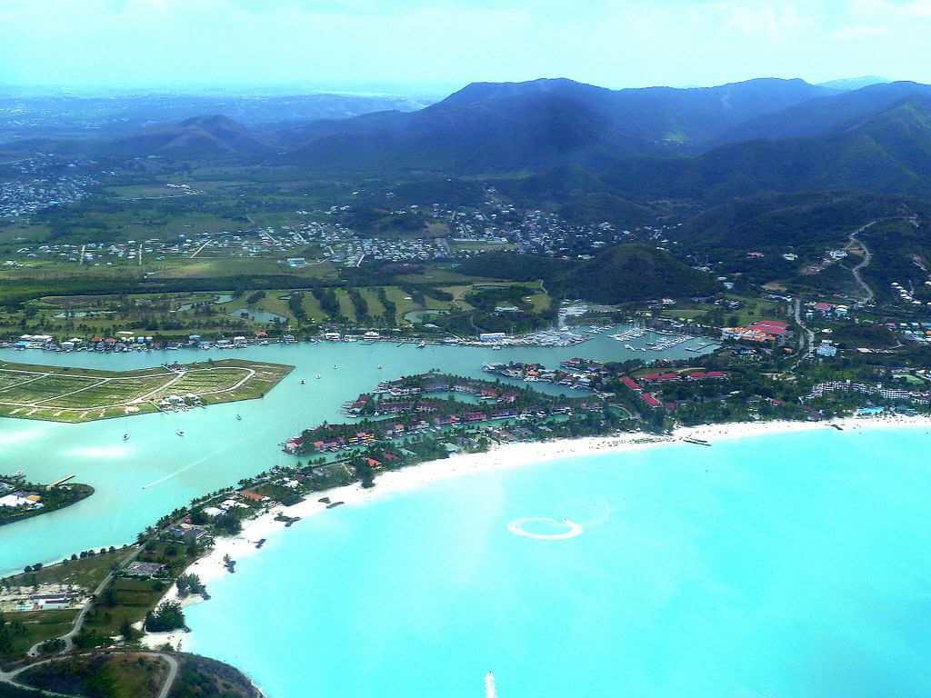 Antigua: Caribbean Destinations