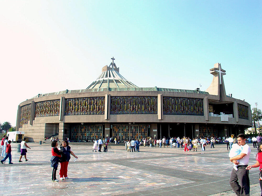 Basilica De Guadalupe: Mexico City