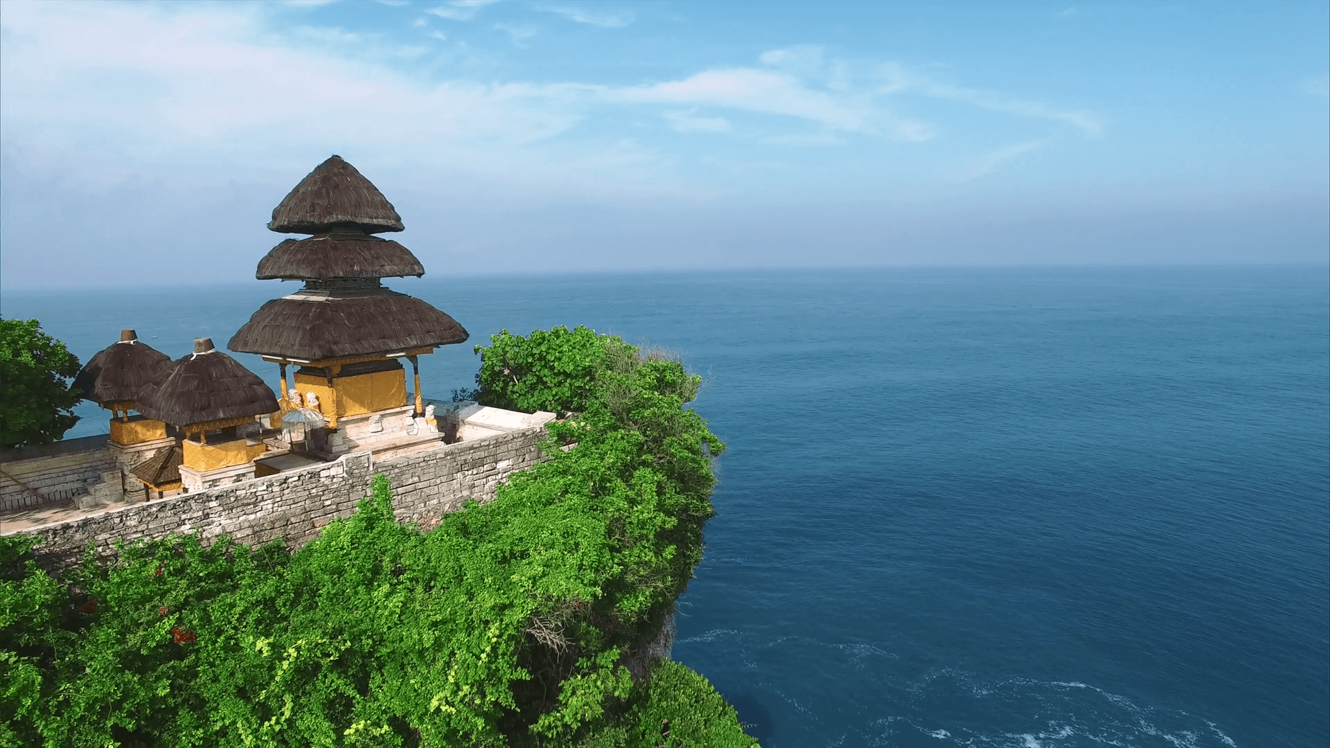 best things to do in Bali: Marvel at Uluwatu Temple