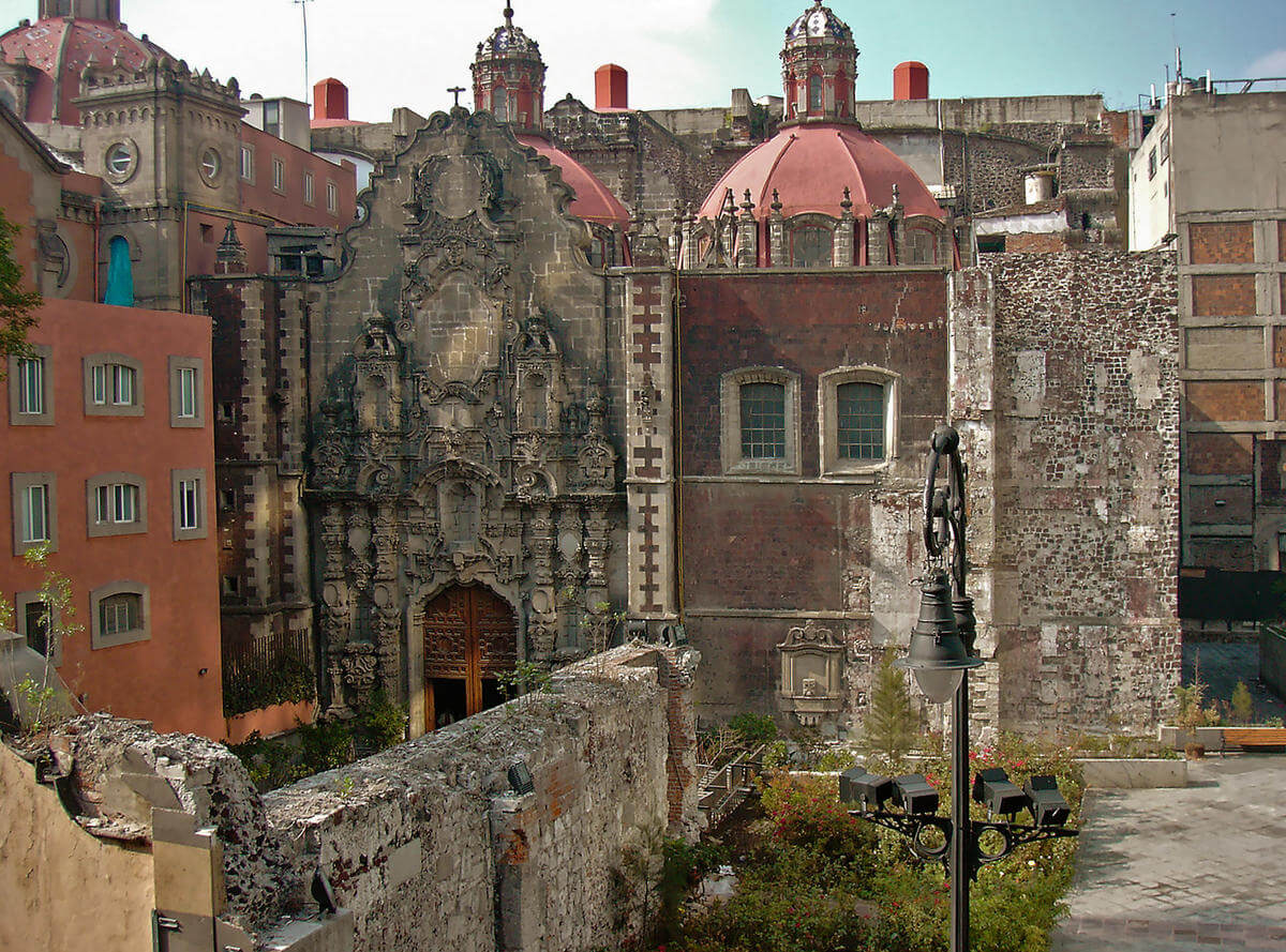tourist places in mexico: Mexico City historic center