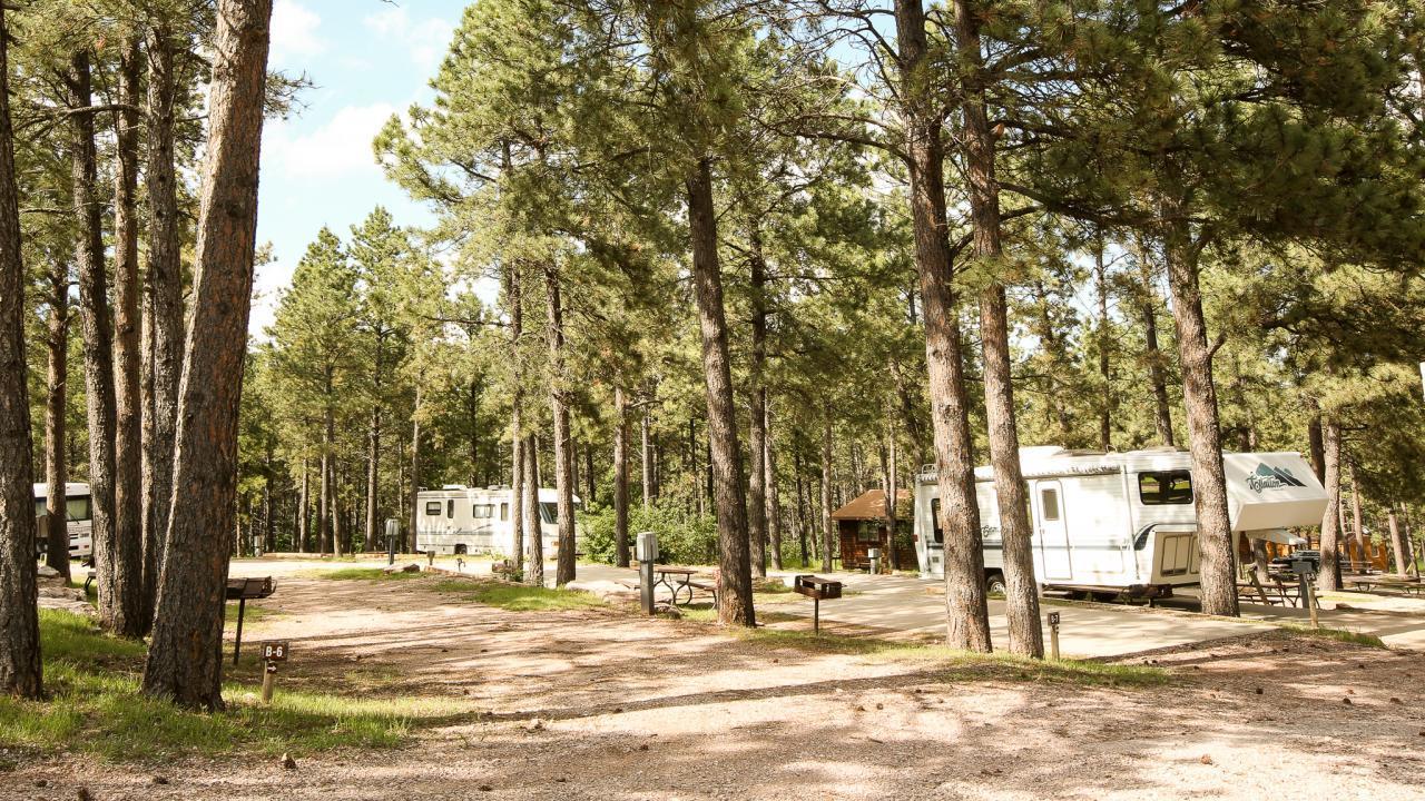 best campgrounds near Mount Rushmore: Mystery Mountain Resort