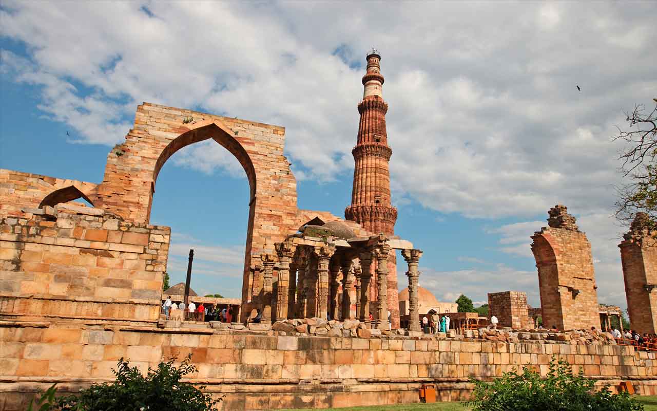 heritage sites in India: Qutub Minar