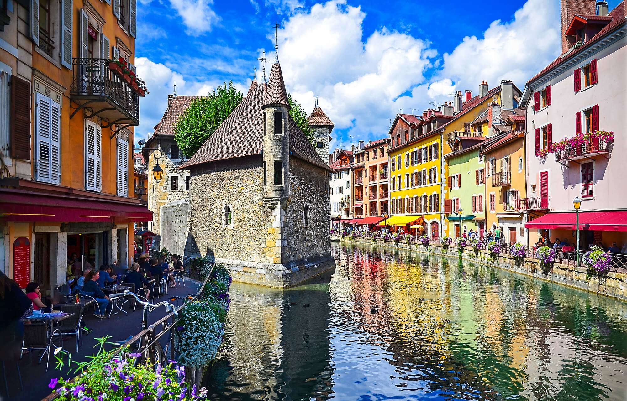 Most Beautiful Small Towns In France [Must Visit]