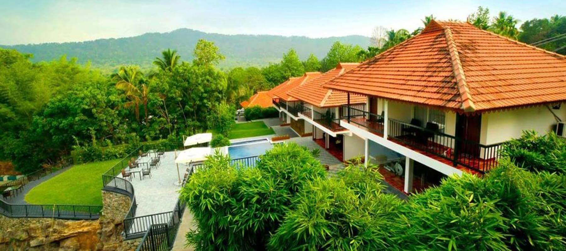 Honeymoon Places In Kerala: Athirappilly
