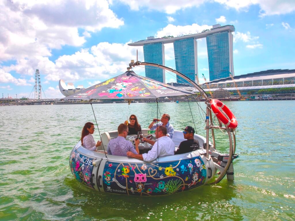 Things To Do In Singapore For Couples: Boat Tour