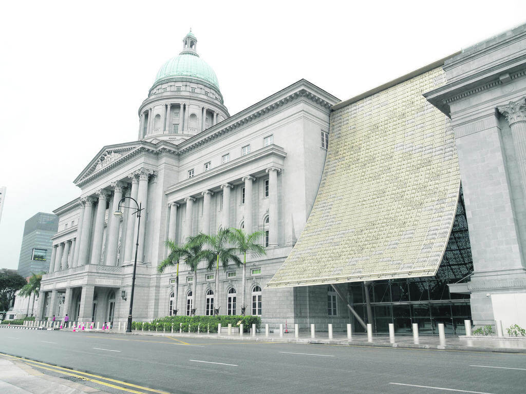 Things To Do In Singapore For Couples: National Gallery