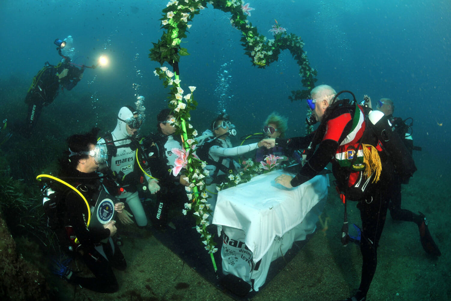 jules undersea lodge