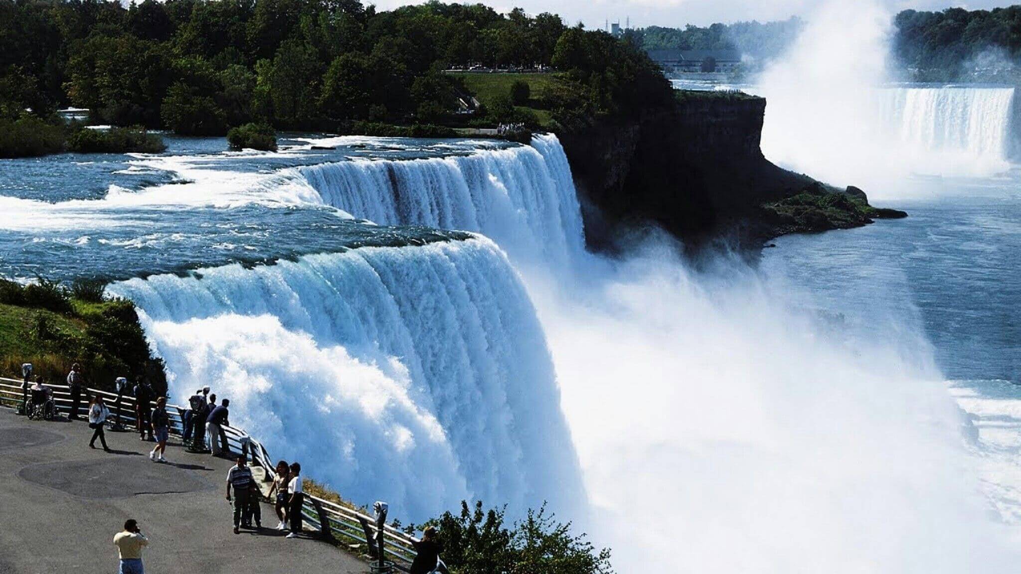 Best Waterfalls in the World: niagara waterfalls