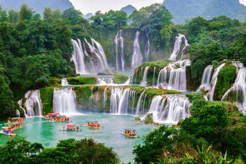 Best Waterfalls in the World: Ban Gioc waterfalls