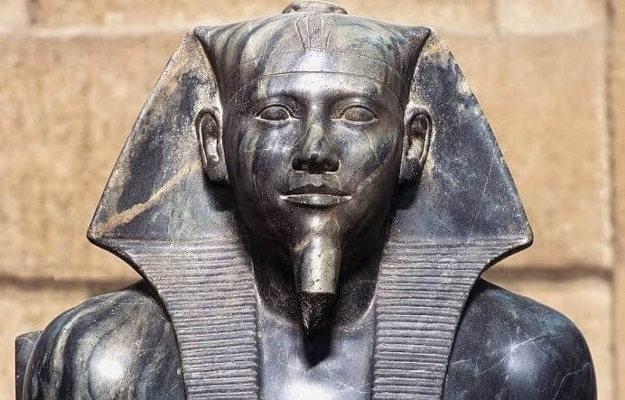 tomb of pharaoh Khafre
