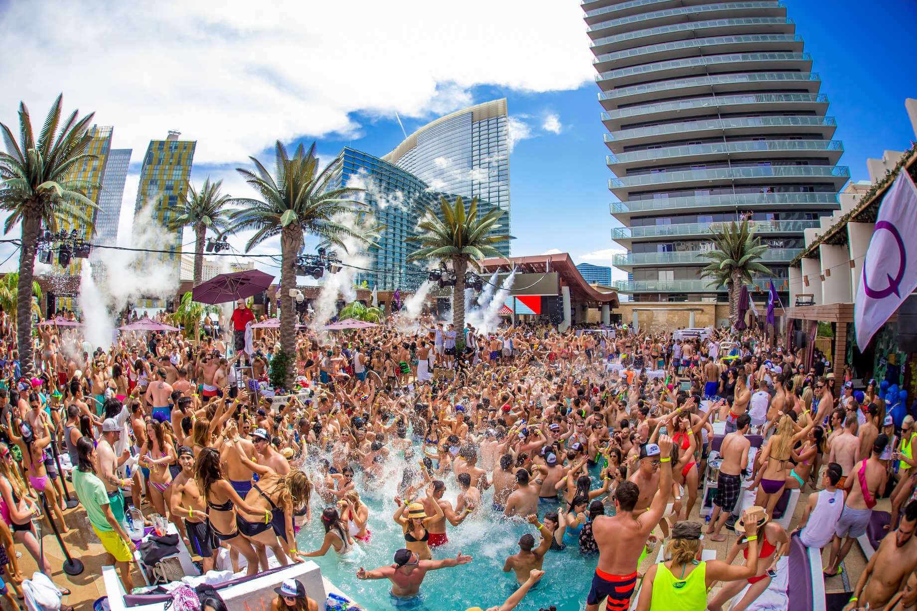 best pools in Vegas
