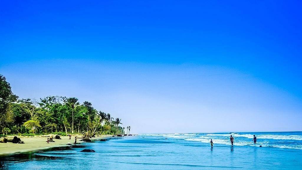 beautiful beaches in Bangladesh