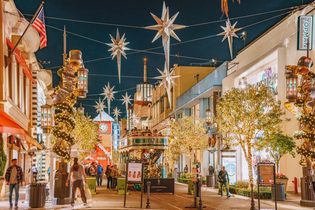 Best Christmas Destinations in the USA