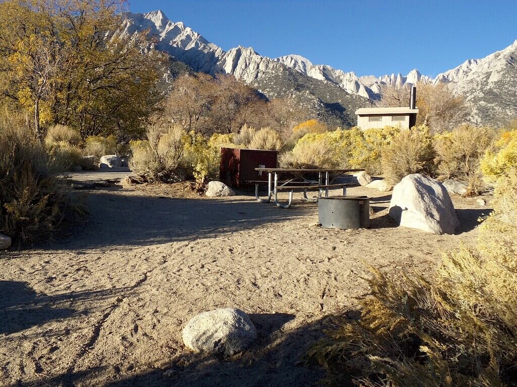 Places to Camp in Alabama Hills 