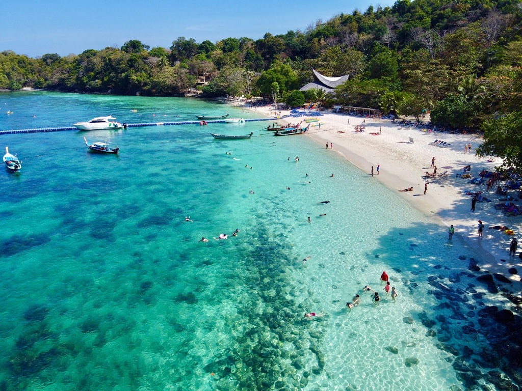 Banana Beach, Phuket, Thailand