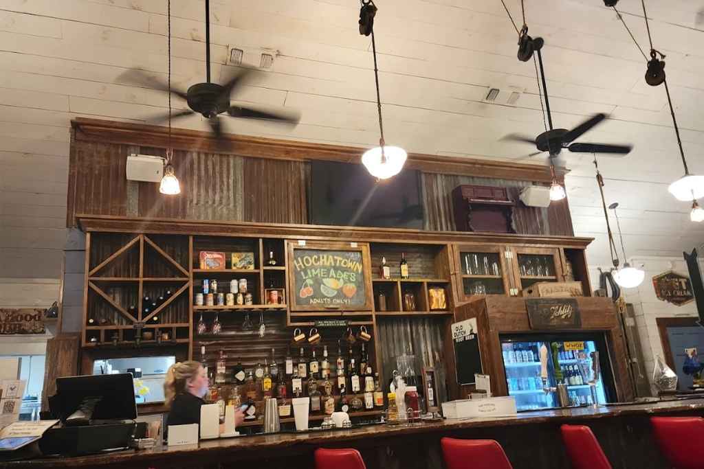 Dining at Blue Rooster Broken Bow