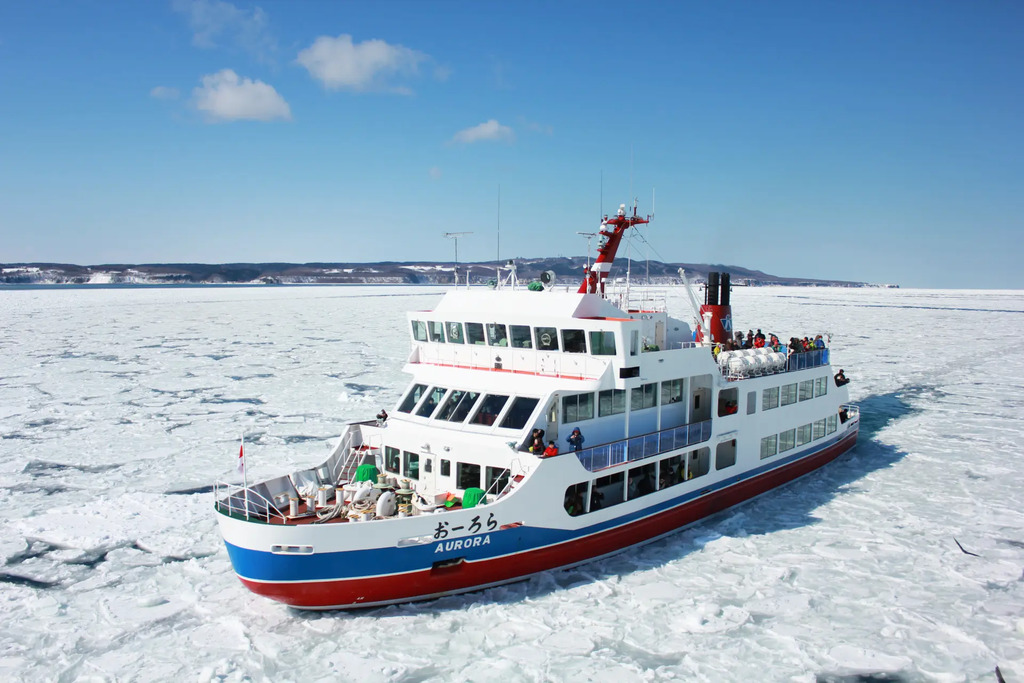 Drift ice cruise in japan