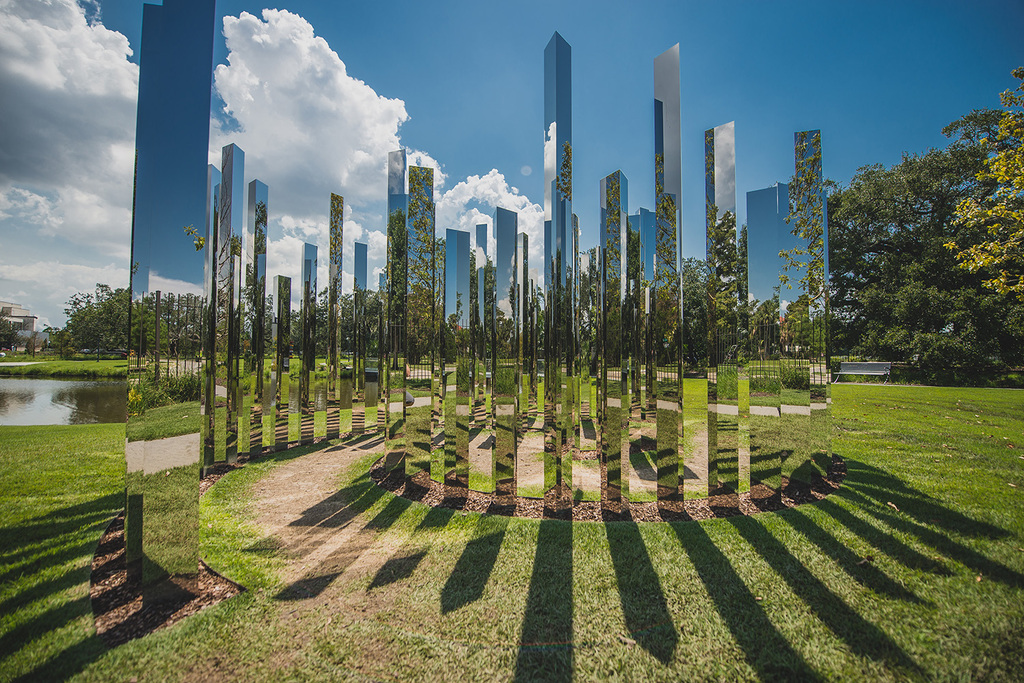 Sydney and Walda Besthoff Sculpture Garden