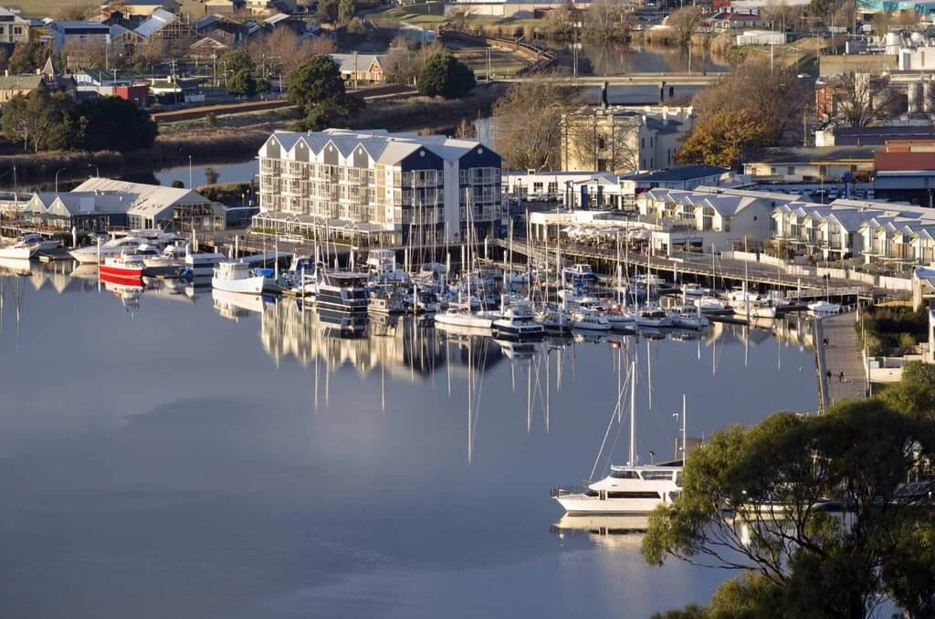 Great Lake Conservation Area to Launceston