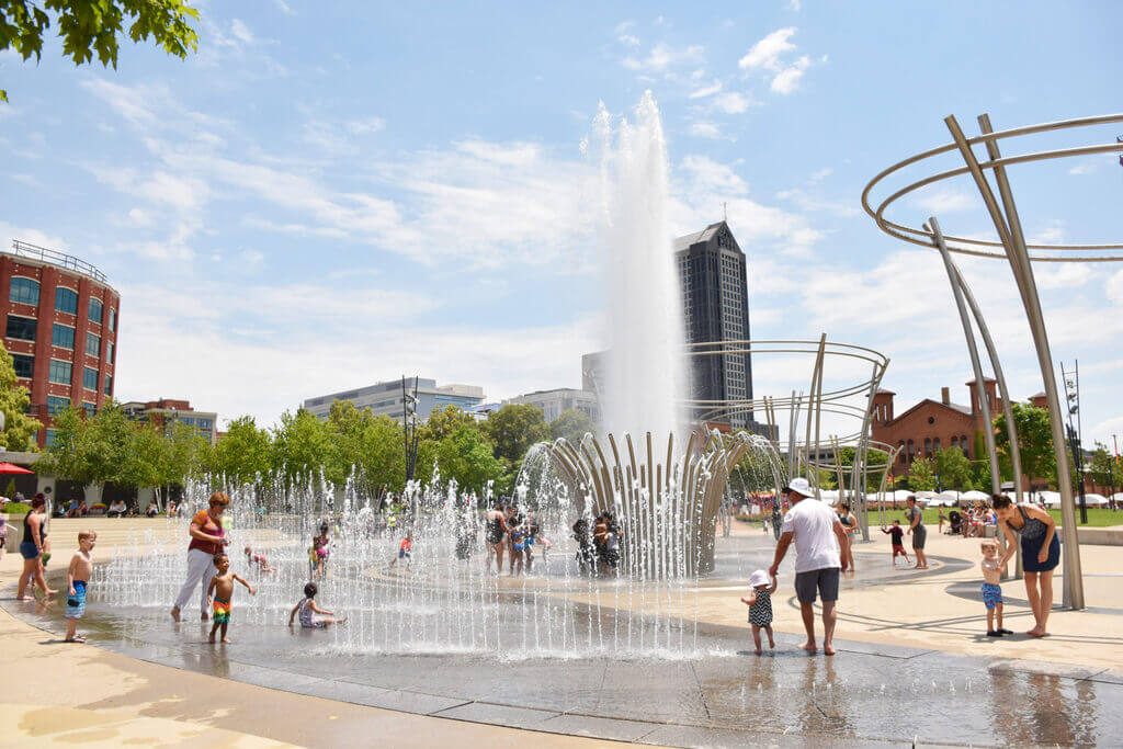 Scioto Mile Fountains: Things to do in Columbus