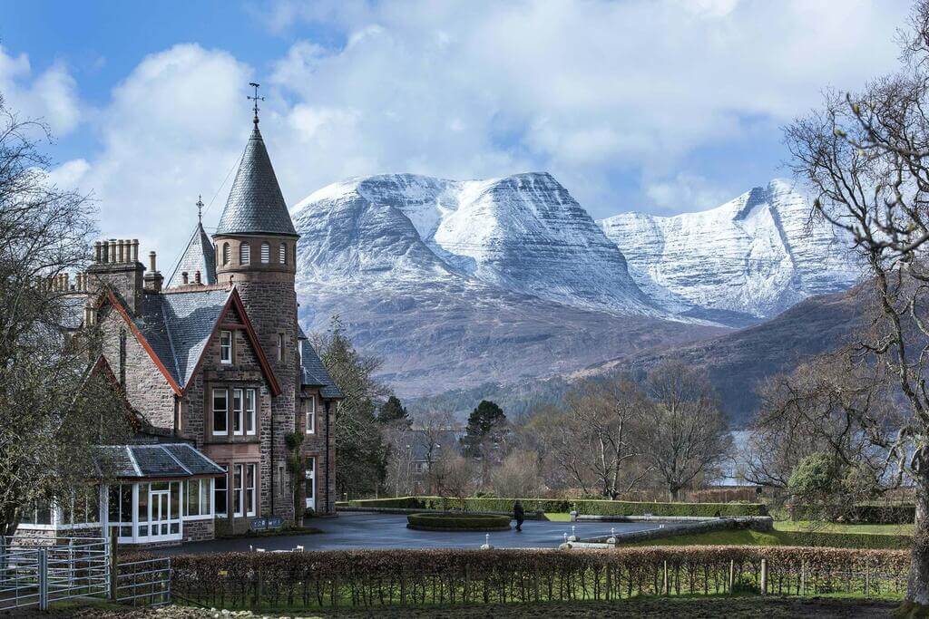 best time to visit scotland