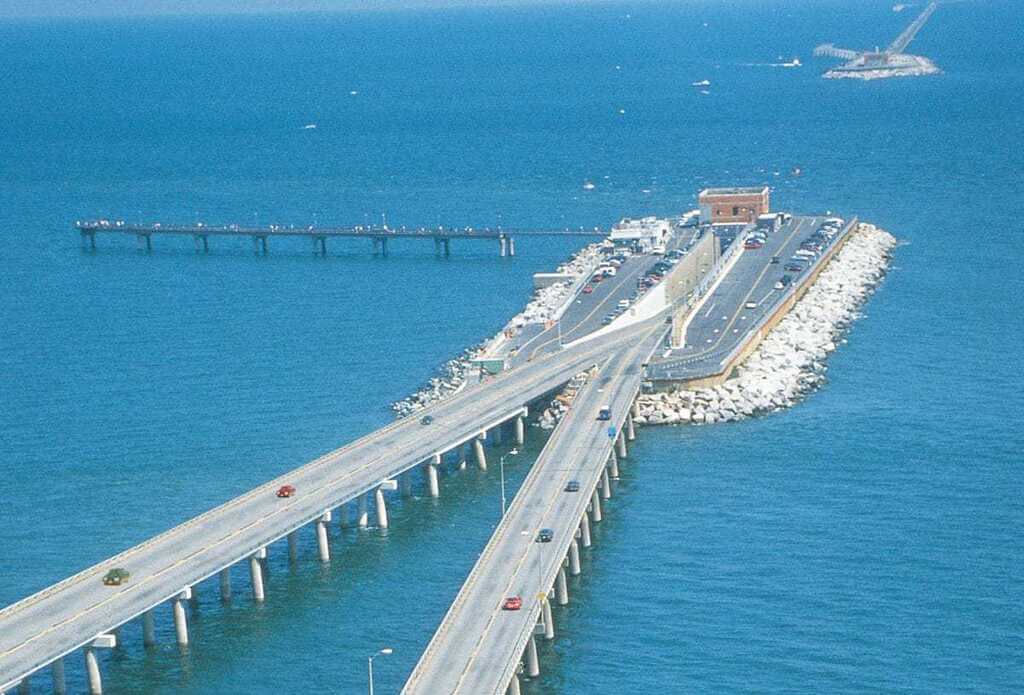 Chesapeake Bay Bridge-Tunnel: longest bridge in the world