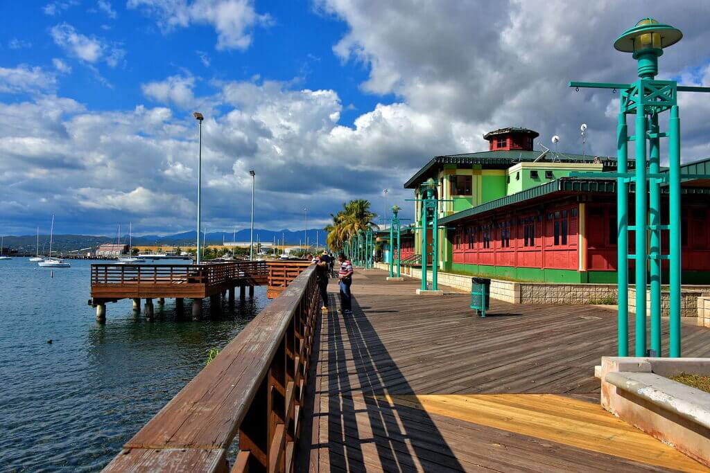 san juan puerto rico things to do: La Guancha Boardwalk 