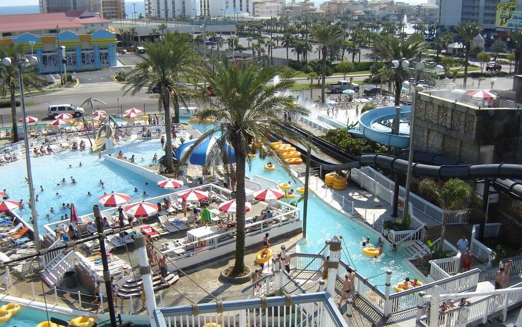 things to do in destin florida: Big Kahuna’s Water Park