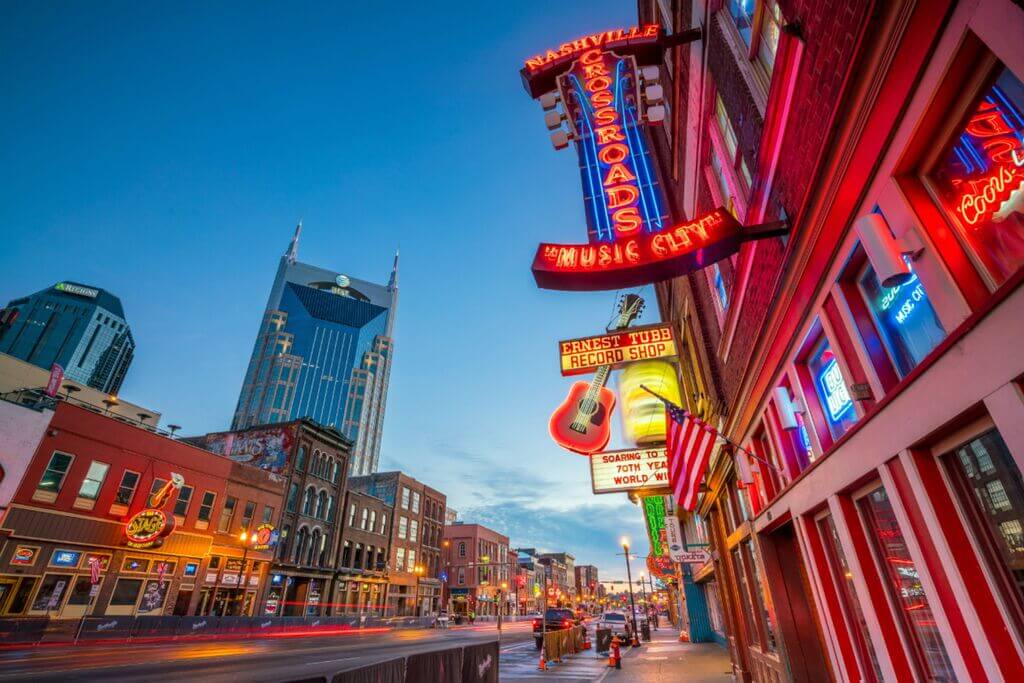 things to do in Nashville TN: Broadway